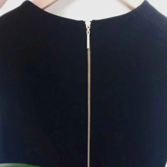 Tahari classic black dress Size M - Picture 5 of 8